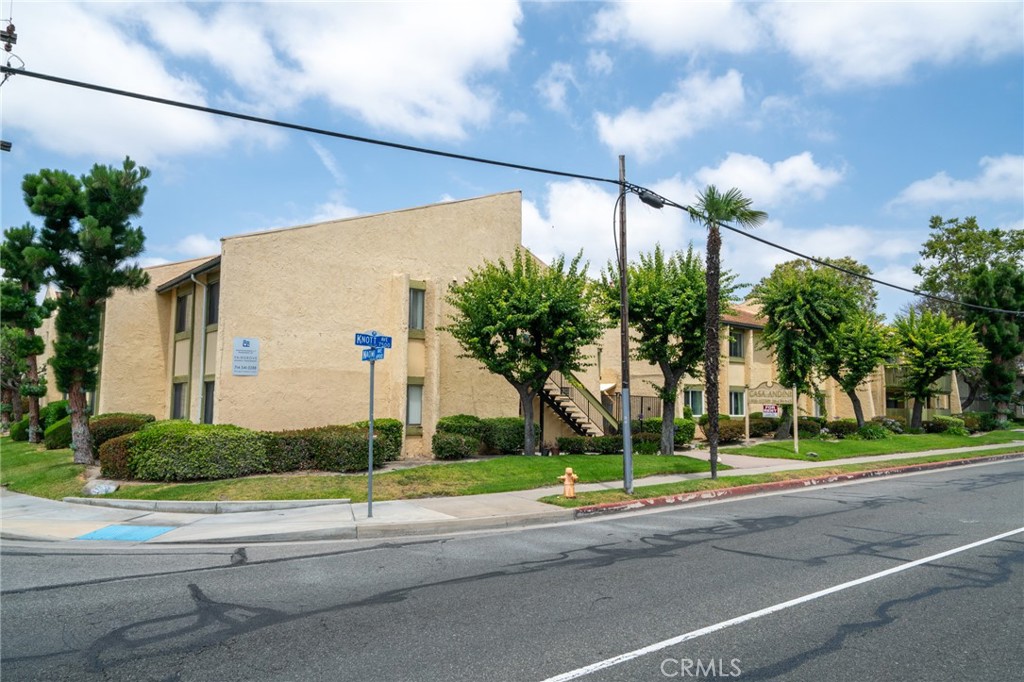 B90db829 8680 424f Bd0a Cb3a8fd0dabb