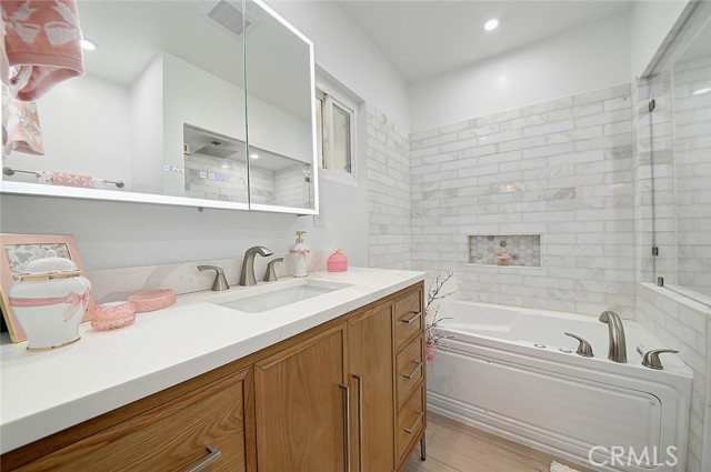 11471 Gill Drive, Garden Grove CA: https://media.crmls.org/medias/b90dd9a9-1ed9-4933-b8d3-b6e8ea40e259.jpg