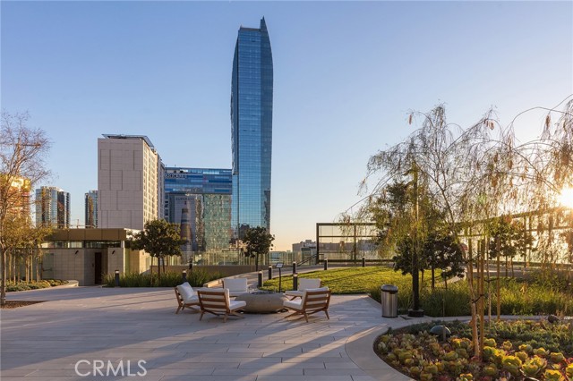 Detail Gallery Image 3 of 26 For 889 Francisco St #1006,  Los Angeles,  CA 90017 - 2 Beds | 2/1 Baths