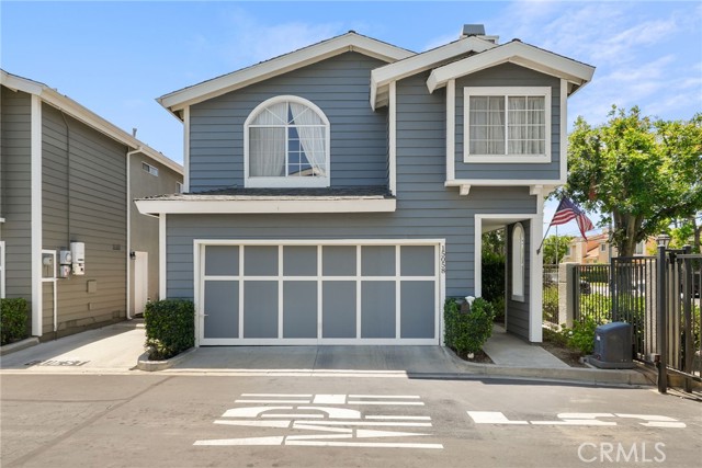Detail Gallery Image 2 of 22 For 15058 Providence Ln, North Hills,  CA 91343 - 3 Beds | 2/1 Baths