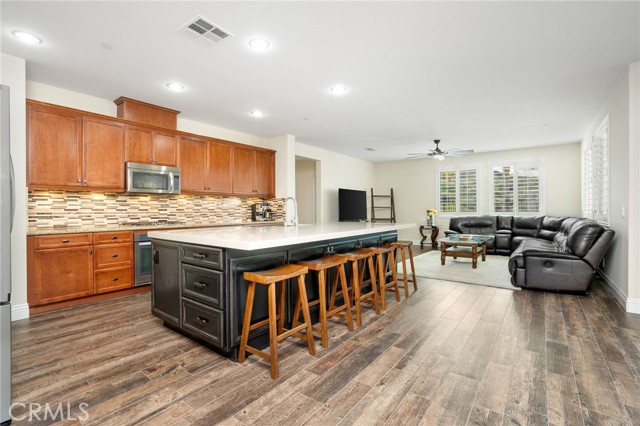 Detail Gallery Image 26 of 52 For 20530 Cheryl Ln, Saugus,  CA 91350 - 5 Beds | 4 Baths