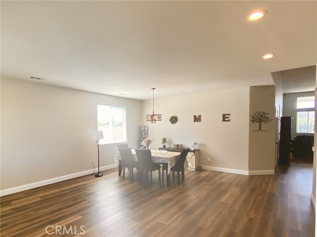 Detail Gallery Image 8 of 41 For 25034 Lost Colt Ct, Menifee,  CA 92584 - 4 Beds | 2 Baths