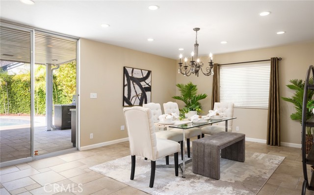 1032 Saint John Place, North Tustin CA: https://media.crmls.org/medias/b90fb0df-787a-4115-8384-3877b5797b6b.jpg