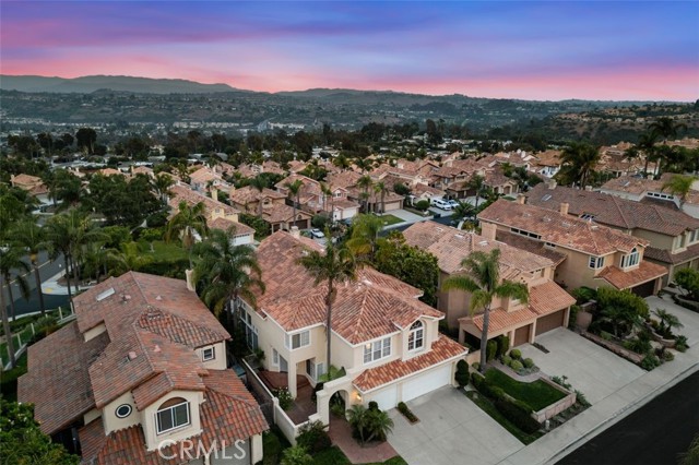 29522 Seriana, Laguna Niguel CA: https://media.crmls.org/medias/b90fdd9c-d329-44b4-8ecf-0137eced3070.jpg