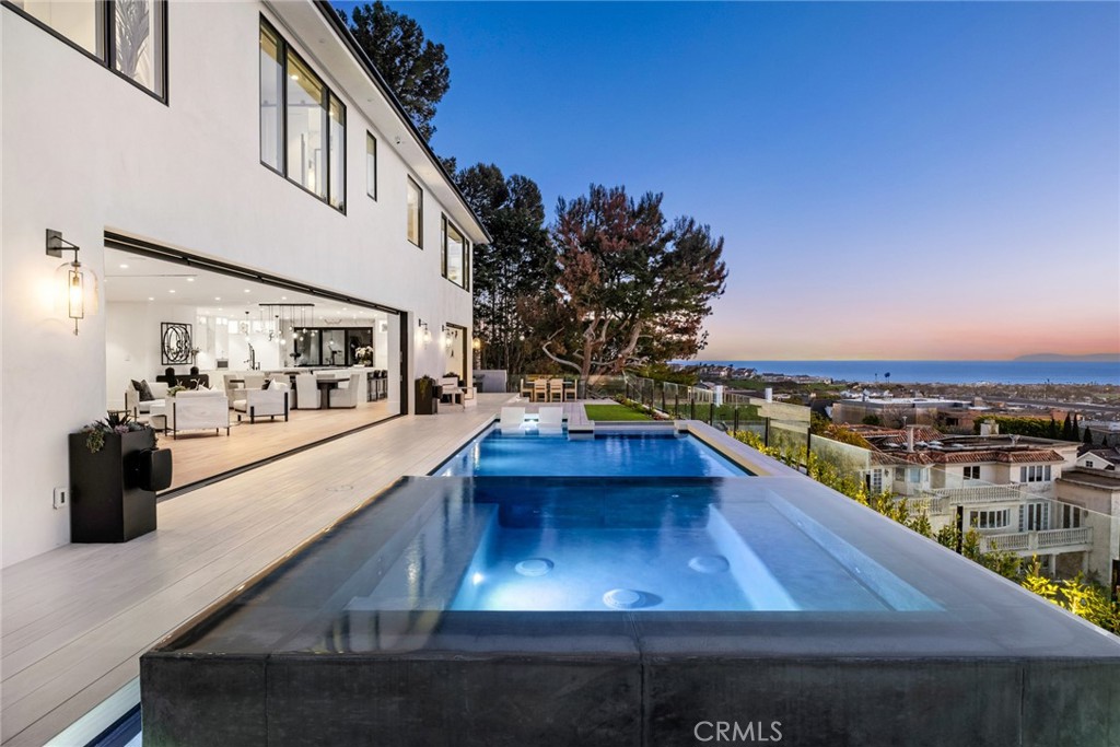 29 Ridgeline Drive, Newport Beach, CA 92660