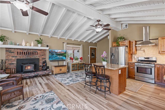 Detail Gallery Image 16 of 40 For 23445 Flume Canyon Dr, Wrightwood,  CA 92397 - 2 Beds | 1 Baths