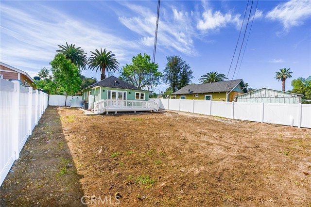 Detail Gallery Image 24 of 26 For 1107 W Grand Ave, Corona,  CA 92882 - 2 Beds | 1/1 Baths