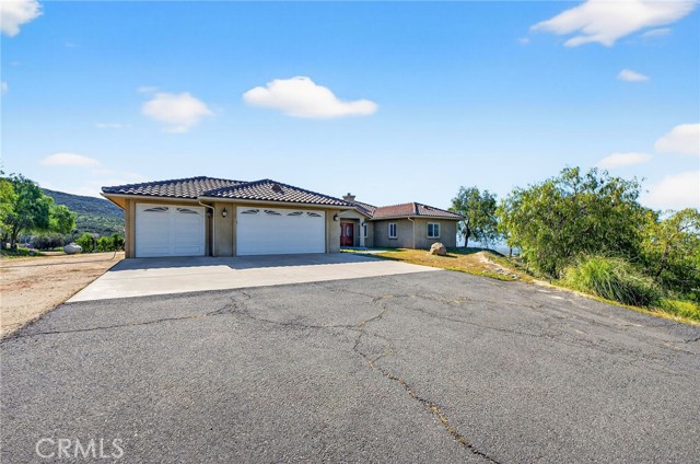 Detail Gallery Image 7 of 69 For 39475 Bruce Ln, Temecula,  CA 92592 - 4 Beds | 3/1 Baths