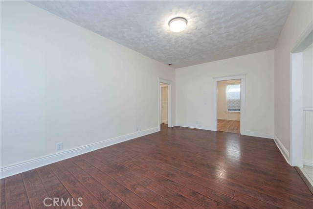 Detail Gallery Image 11 of 33 For 123 S Olive St, Anaheim,  CA 92805 - 4 Beds | 3 Baths