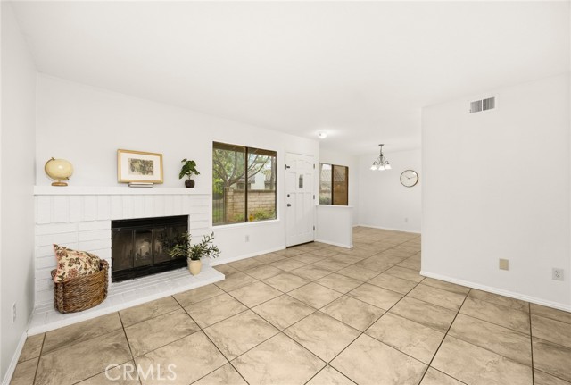 Detail Gallery Image 8 of 44 For 9809 Louise, Rancho Cucamonga,  CA 91730 - 3 Beds | 2/1 Baths