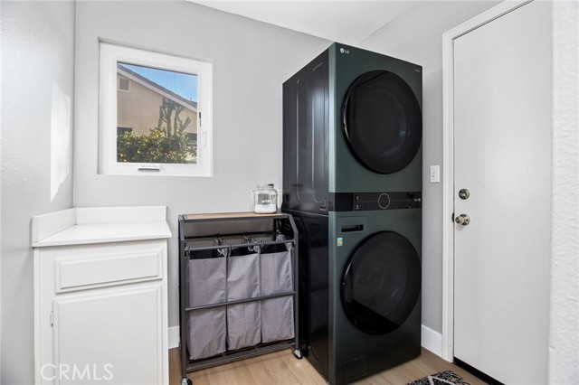 Detail Gallery Image 13 of 32 For 29110 Wayfarer Ln, Lake Elsinore,  CA 92530 - 4 Beds | 2/1 Baths