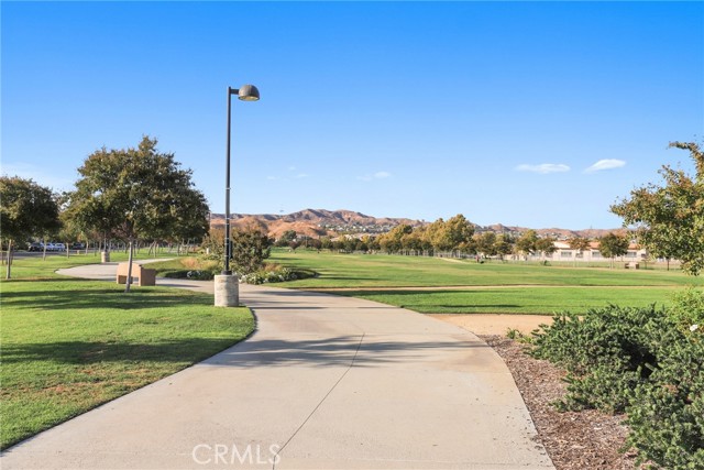 Detail Gallery Image 28 of 31 For 28642 Jardineras Dr, Valencia,  CA 91354 - 3 Beds | 2/1 Baths