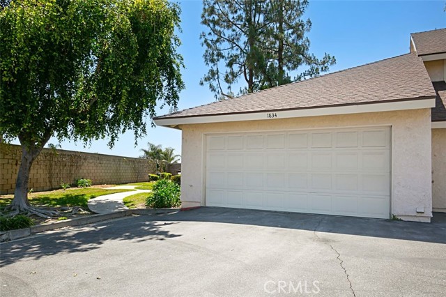Detail Gallery Image 8 of 34 For 1834 E Covina Bld, Covina,  CA 91724 - 2 Beds | 2 Baths