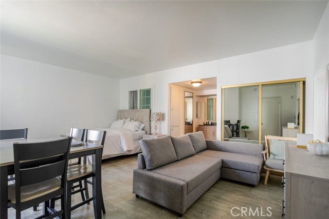 Detail Gallery Image 16 of 29 For 321 S San Vicente Bld #505,  Los Angeles,  CA 90048 - 1 Beds | 2 Baths