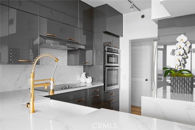 Detail Gallery Image 22 of 65 For 222 Monterey Rd #1603,  Glendale,  CA 91206 - 2 Beds | 2 Baths