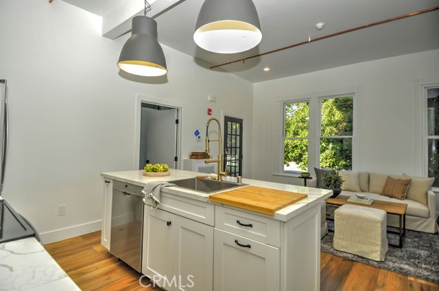 1700 Osos Street, San Luis Obispo CA: https://media.crmls.org/medias/b914d8ab-c276-4af0-8a83-032a0337f8d1.jpg