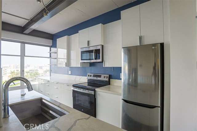 Detail Gallery Image 4 of 30 For 100 Atlantic Ave, 608, Long Beach,  CA 80802 - 2 Beds | 1 Baths