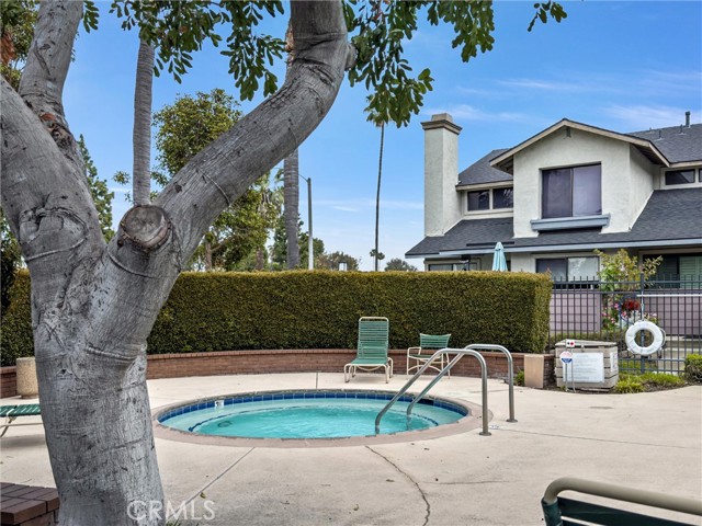 Detail Gallery Image 39 of 56 For 1353 N Mako Ln #41,  Anaheim,  CA 92801 - 2 Beds | 2 Baths