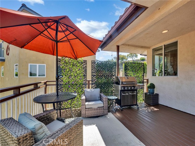 1124 Kathleen Drive, Newbury Park CA: https://media.crmls.org/medias/b915bc0b-d3e8-4c88-9141-7a5cbc92c408.jpg