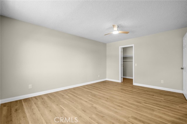 8221 Langdon Avenue, 207 photo 8