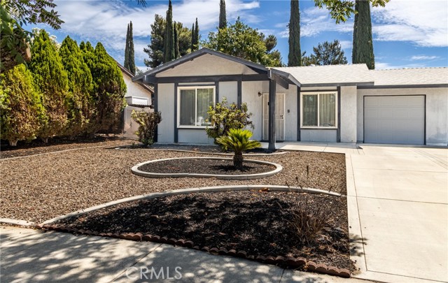 234 Beverly Drive, Banning CA: https://media.crmls.org/medias/b915d99c-e2b0-487b-8577-fcd7a72ed4c5.jpg