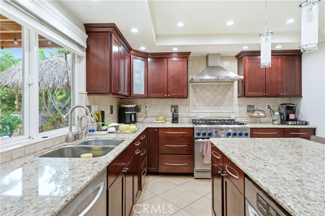 Detail Gallery Image 12 of 66 For 15248 Los Altos Dr, Hacienda Heights,  CA 91745 - 5 Beds | 5 Baths