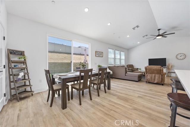 Detail Gallery Image 16 of 58 For 212 Artina Ct, Tehachapi,  CA 93561 - 4 Beds | 2 Baths