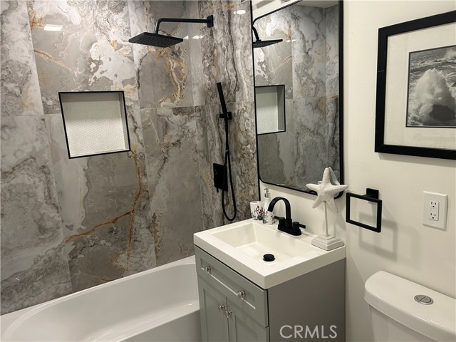 Detail Gallery Image 9 of 23 For 22428 Neptune, Carson,  CA 90745 - 4 Beds | 2 Baths