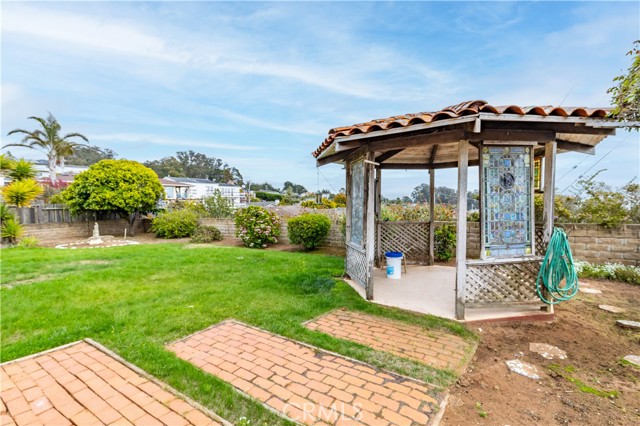 750 Luisita Street, Morro Bay CA: https://media.crmls.org/medias/b9178a9f-a7c3-4d4c-a7ae-d8a34a5ebc47.jpg