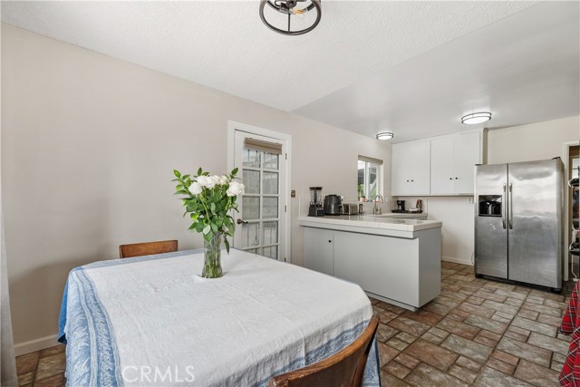 Image 7 of 28 For 9861 Lemon Avenue