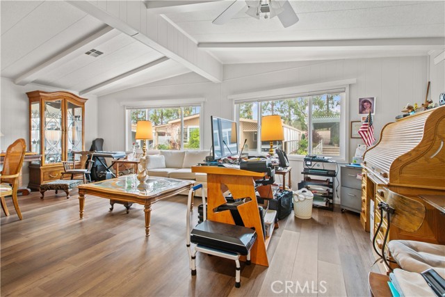 5200 Irvine Blvd., Irvine CA: https://media.crmls.org/medias/b9197d0c-8f55-42a9-a0cf-b44f679127db.jpg