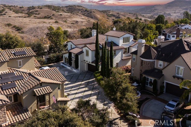 18 Elissa Lane, Ladera Ranch CA: https://media.crmls.org/medias/b91b136c-bcc6-426c-a4e3-ba198bccf394.jpg