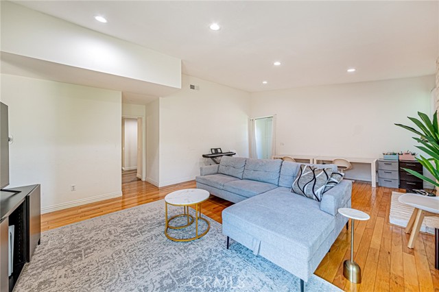 Detail Gallery Image 5 of 49 For 5359 Humboldt, Buena Park,  CA 90621 - 4 Beds | 2 Baths