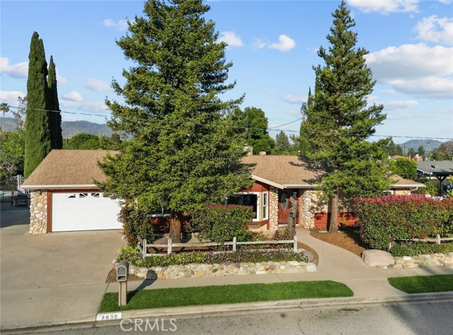 2830 Kadota Street photo 2