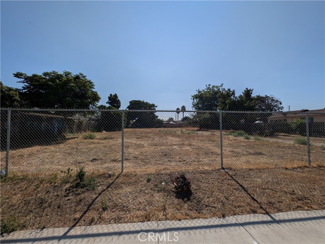 128 N Myrtle Avenue, Pomona CA: https://media.crmls.org/medias/b91dede2-3779-444e-a9d6-5ef6e1eaff8e.jpg