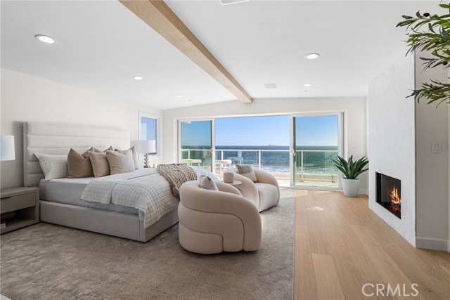 105 A Surfside Avenue, Surfside CA: https://media.crmls.org/medias/b91e1400-1fcc-48d6-af1a-10da0c2e6b7b.jpg