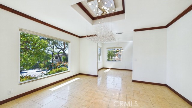 Detail Gallery Image 9 of 62 For 165 Cumberland Rd, Glendale,  CA 91202 - 3 Beds | 2/1 Baths
