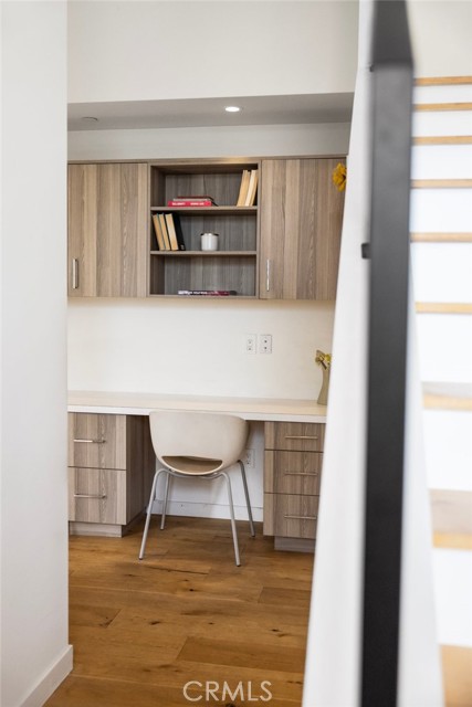3660 Beethoven Street, Los Angeles CA: https://media.crmls.org/medias/b91ee247-a32f-48c6-98bd-27bcdebbf742.jpg