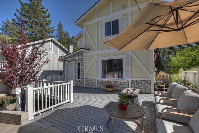 Detail Gallery Image 4 of 41 For 22771 Fir Ln, Crestline,  CA 92325 - 4 Beds | 2/1 Baths