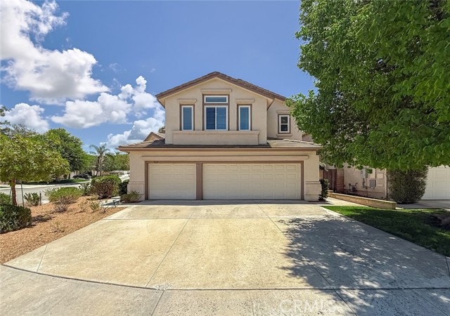 462 Cremona Way, Oak Park CA: https://media.crmls.org/medias/b91fc6a9-2e34-4047-a507-3411c98d40b2.jpg
