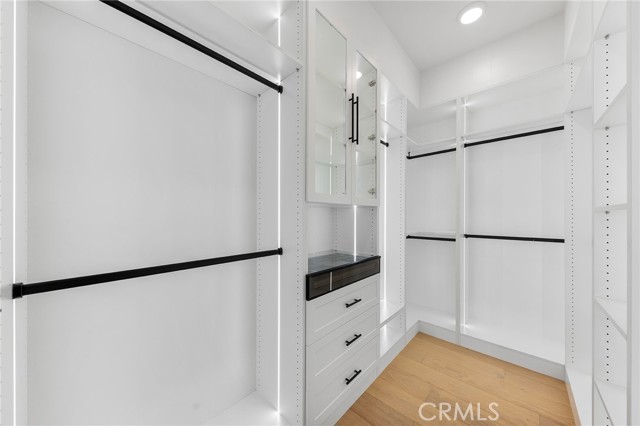 241 Abacus, Irvine CA: https://media.crmls.org/medias/b9201d4d-4d2a-46c0-9af3-e8edb6336c0d.jpg