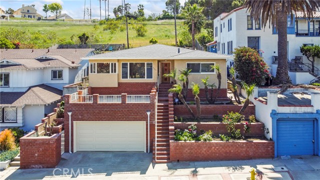 Detail Gallery Image 1 of 43 For 2021 Elanita Dr, San Pedro,  CA 90732 - 3 Beds | 2 Baths