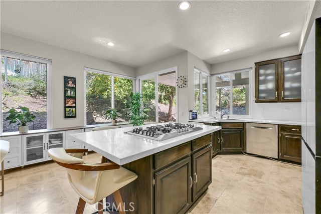 Detail Gallery Image 9 of 43 For 5560 via Cantada, Yorba Linda,  CA 92887 - 4 Beds | 3 Baths