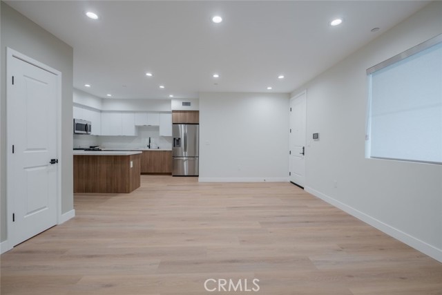 10218 Fernglen, Tujunga CA: https://media.crmls.org/medias/b92177ed-ed94-4605-a97c-2c15ababad43.jpg