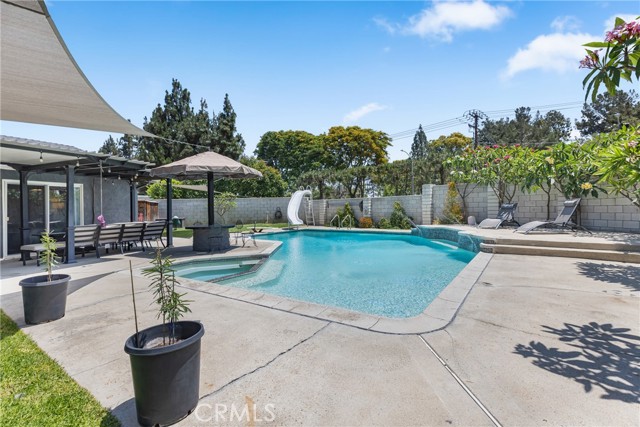2951 S Plainfield Place, Ontario CA: https://media.crmls.org/medias/b9220973-cced-497a-a741-cb9376c2184a.jpg