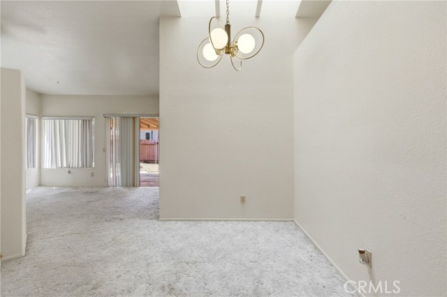 23573 Lake Valley Drive, Moreno Valley CA: https://media.crmls.org/medias/b92249fa-e232-451d-8b55-c31a27d0a1ed.jpg