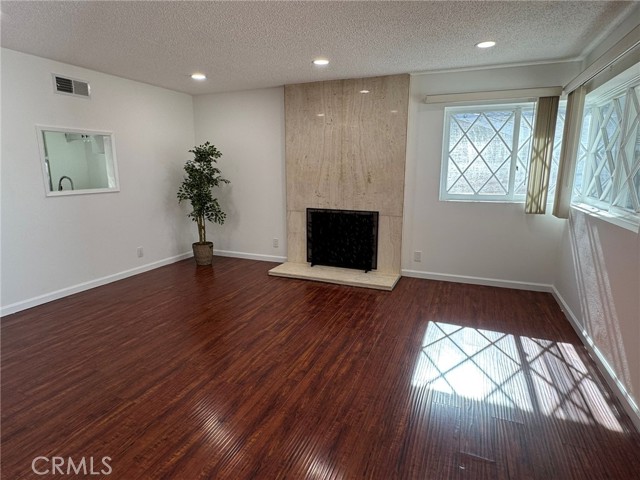 Detail Gallery Image 3 of 10 For 17008 Brighton Way, Gardena,  CA 90247 - 3 Beds | 2 Baths