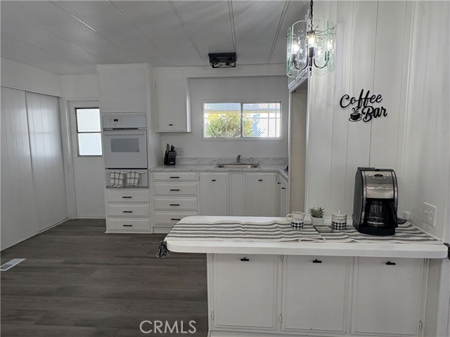 Detail Gallery Image 8 of 39 For 1895 W Devonshire Ave #27,  Hemet,  CA 92545 - 2 Beds | 2 Baths