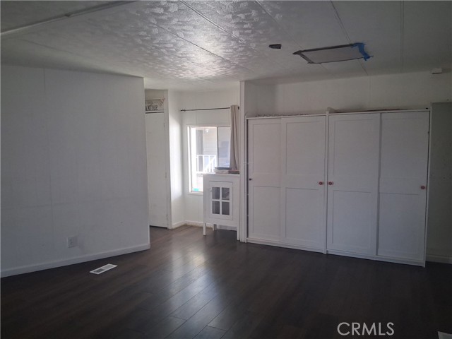 Detail Gallery Image 10 of 18 For 15252 Seneca Rd #1,  Victorville,  CA 92392 - 2 Beds | 2 Baths