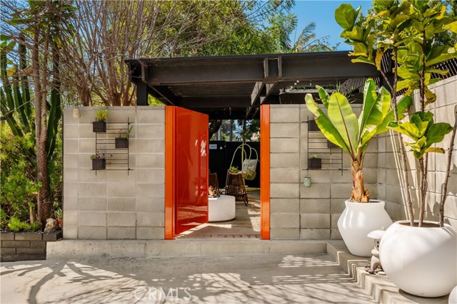 Detail Gallery Image 6 of 53 For 7213 E Lanai St, Long Beach,  CA 90808 - 4 Beds | 2 Baths